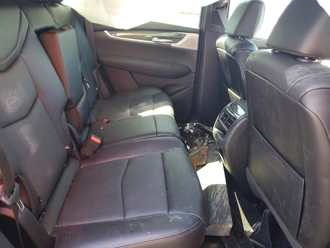 2025 Cadillac Xt5 - zdjęcie 11