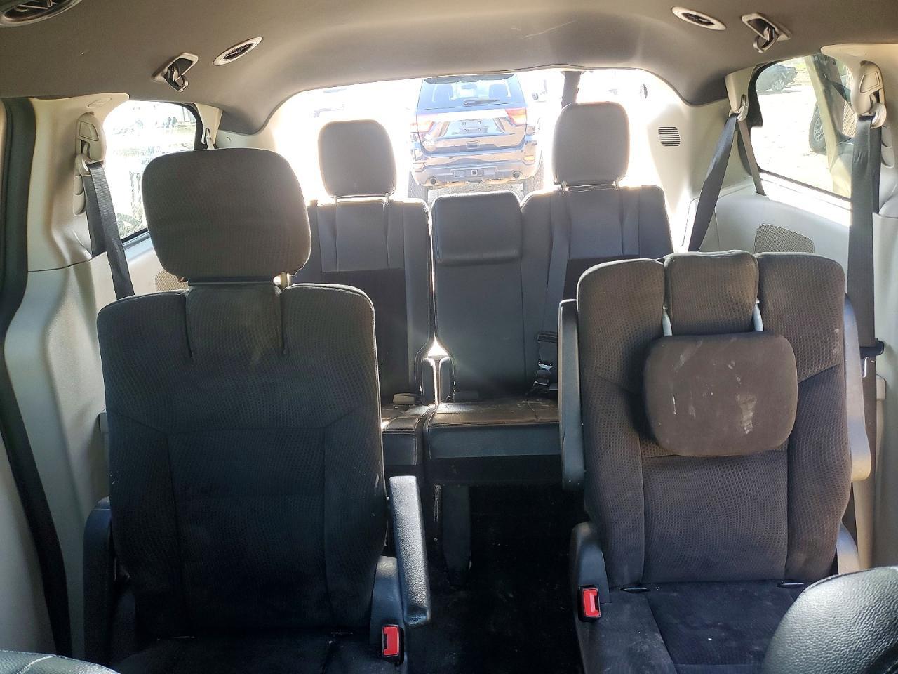 2015 Dodge Grand Caravan Sxt - zdjęcie 10