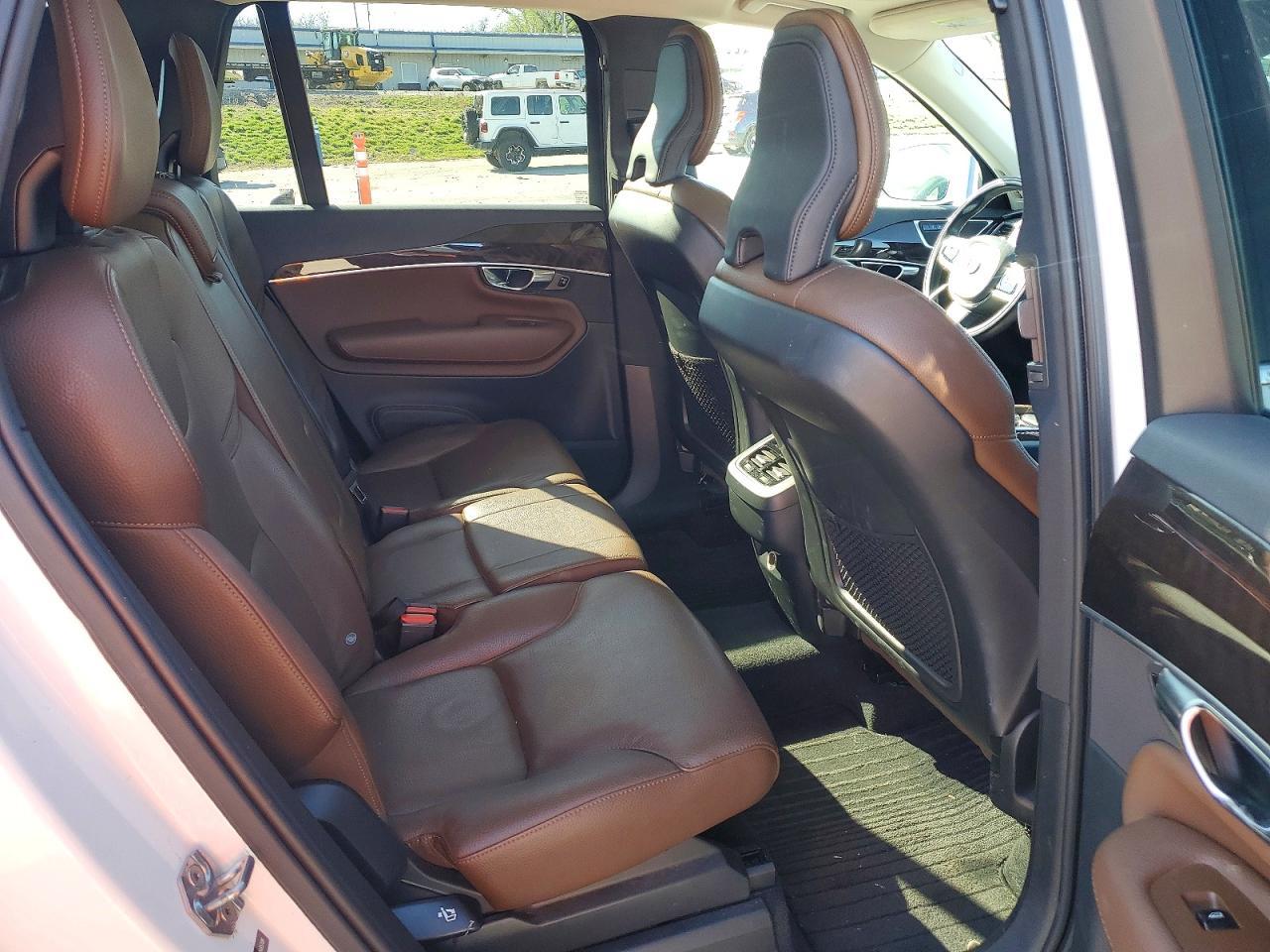 2019 Volvo Xc90 T6 Momentum - zdjęcie 11
