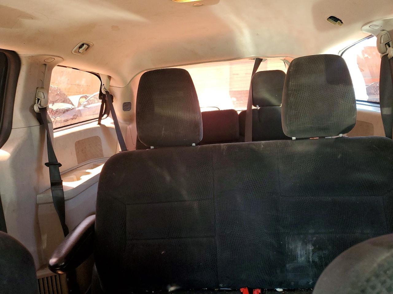 2016 Dodge Grand Caravan Se - zdjęcie 10