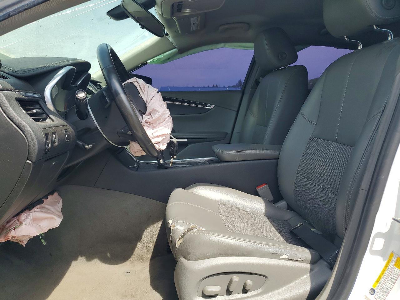 2019 Chevrolet Impala Lt - zdjęcie 7