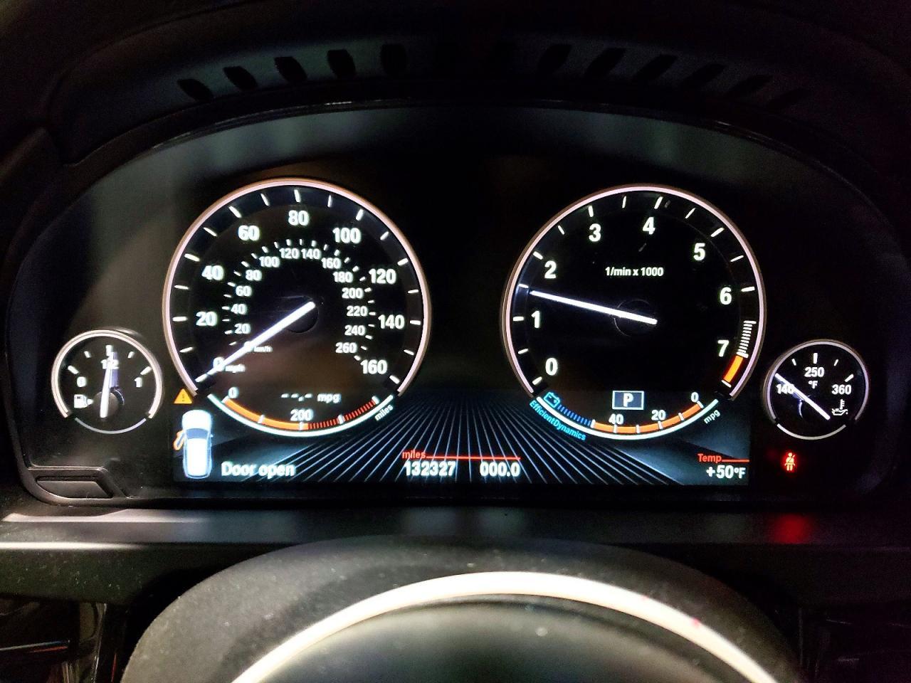 2014 BMW X5 xDrive50I - zdjęcie 9