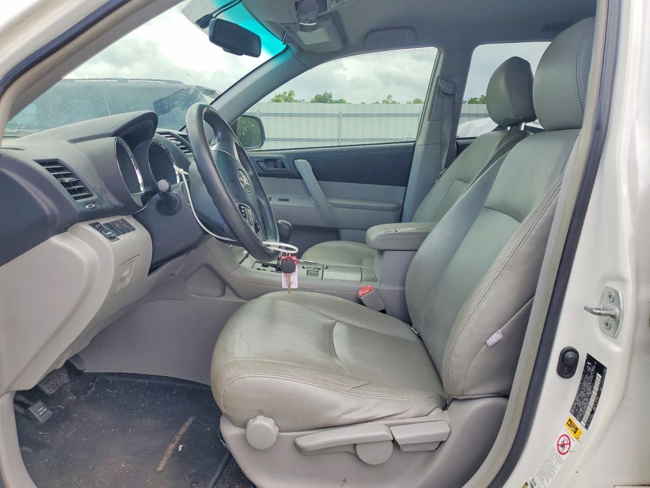 2013 Toyota Highlander Base - zdjęcie 7