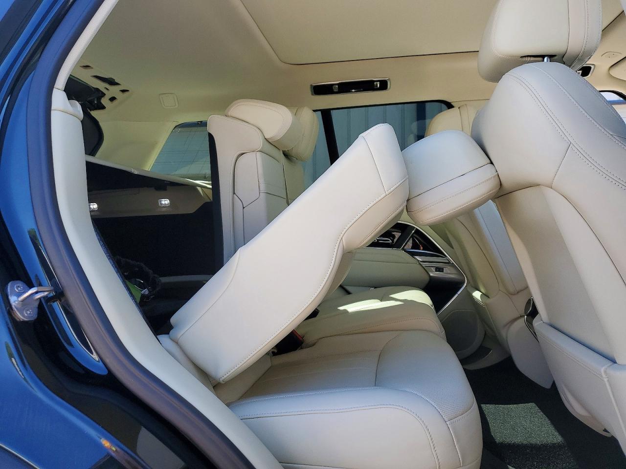 2023 Land Rover Range Rover Se - zdjęcie 11