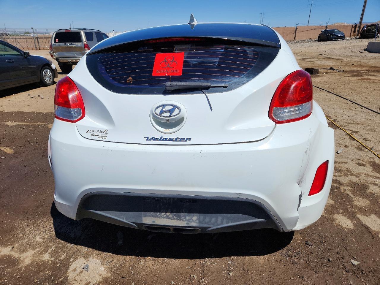 2016 Hyundai Veloster Base - zdjęcie 6