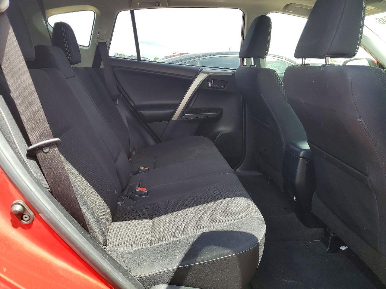 2016 Toyota Rav4 Xle - zdjęcie 10