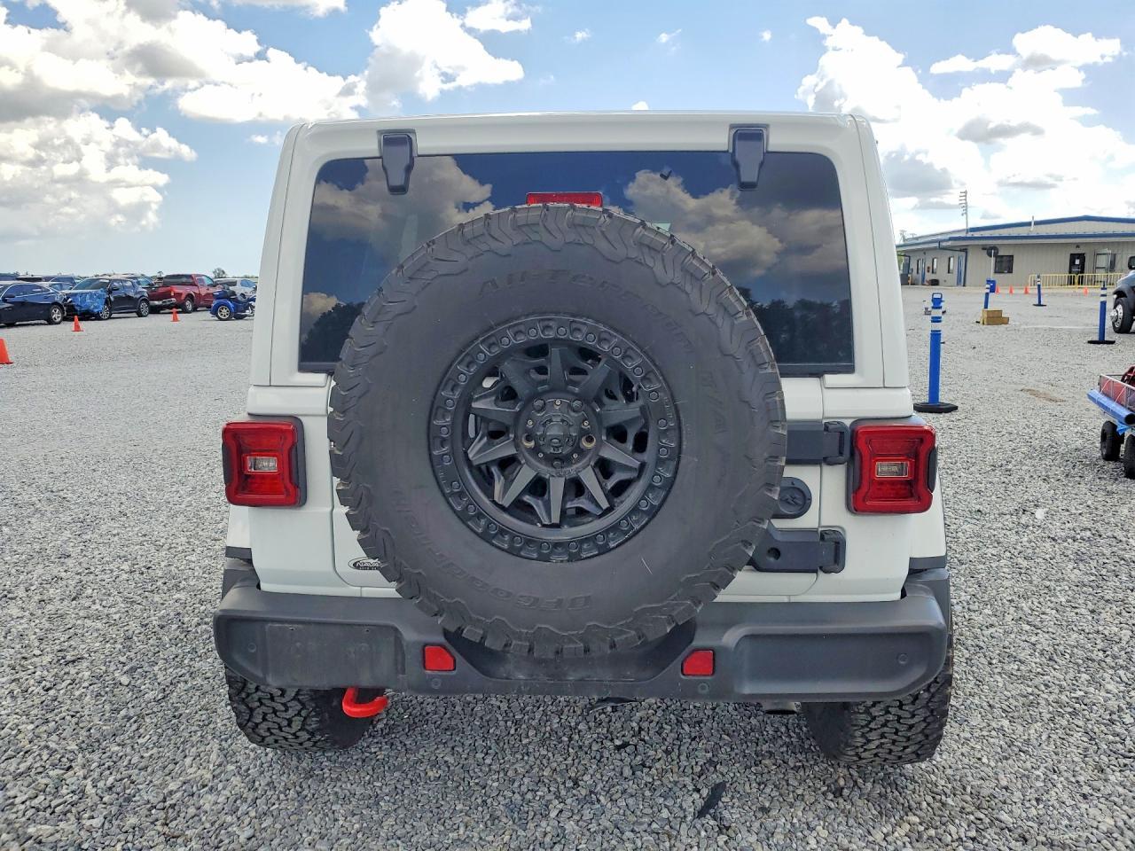 2022 Jeep Wrangler Unlimited Rubicon - zdjęcie 6