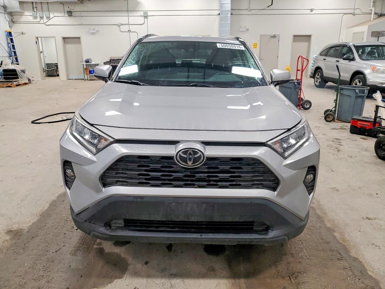 2019 Toyota Rav4 Xle - zdjęcie 5