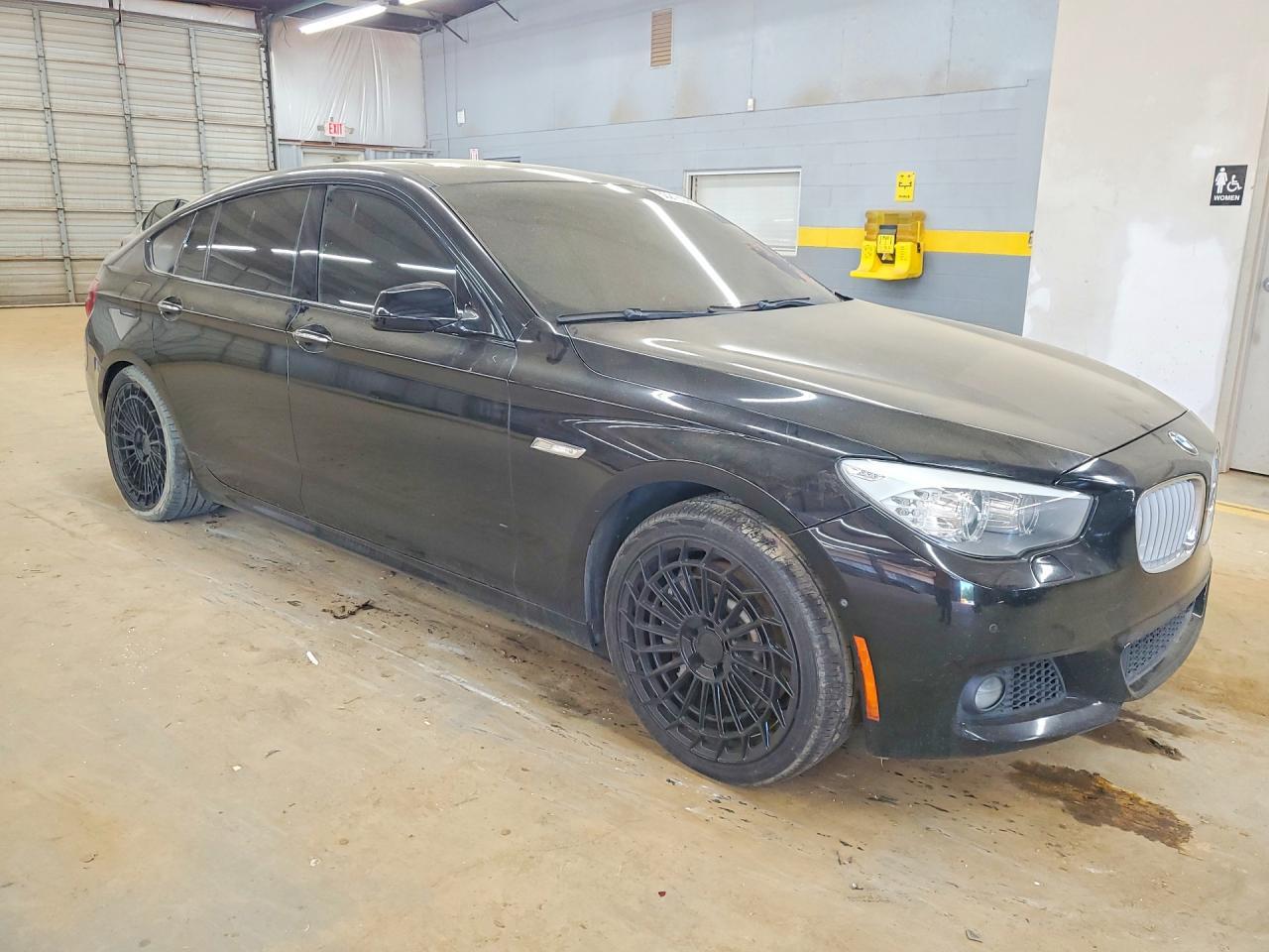 2013 BMW 550 Igt - zdjęcie 4