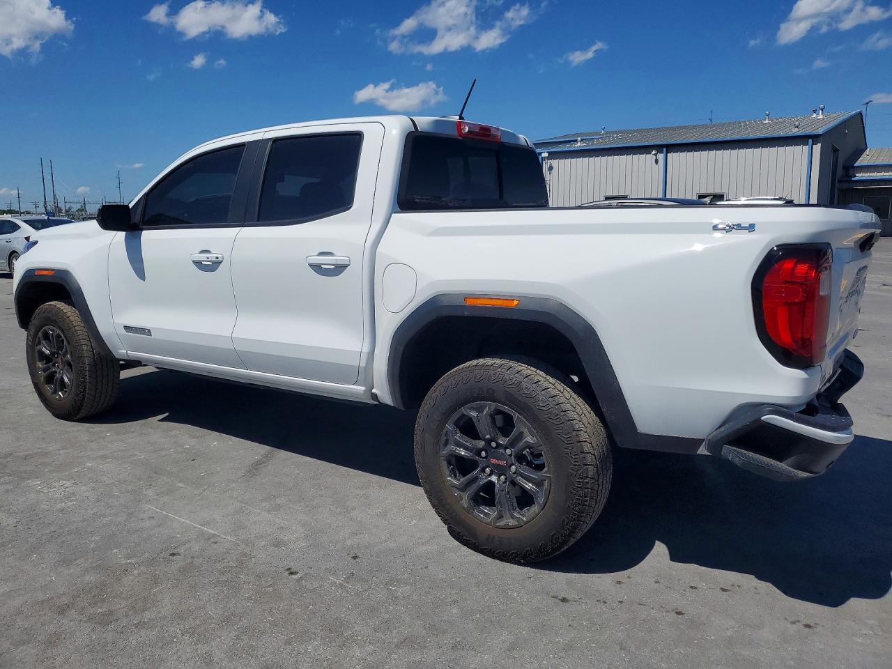 2025 GMC Canyon Elevation - zdjęcie 2