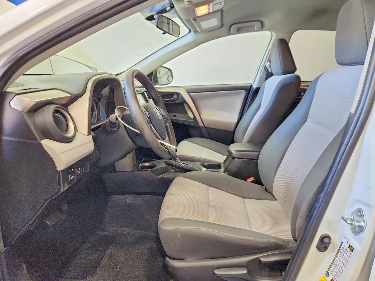 2014 Toyota Rav4 Le - zdjęcie 7