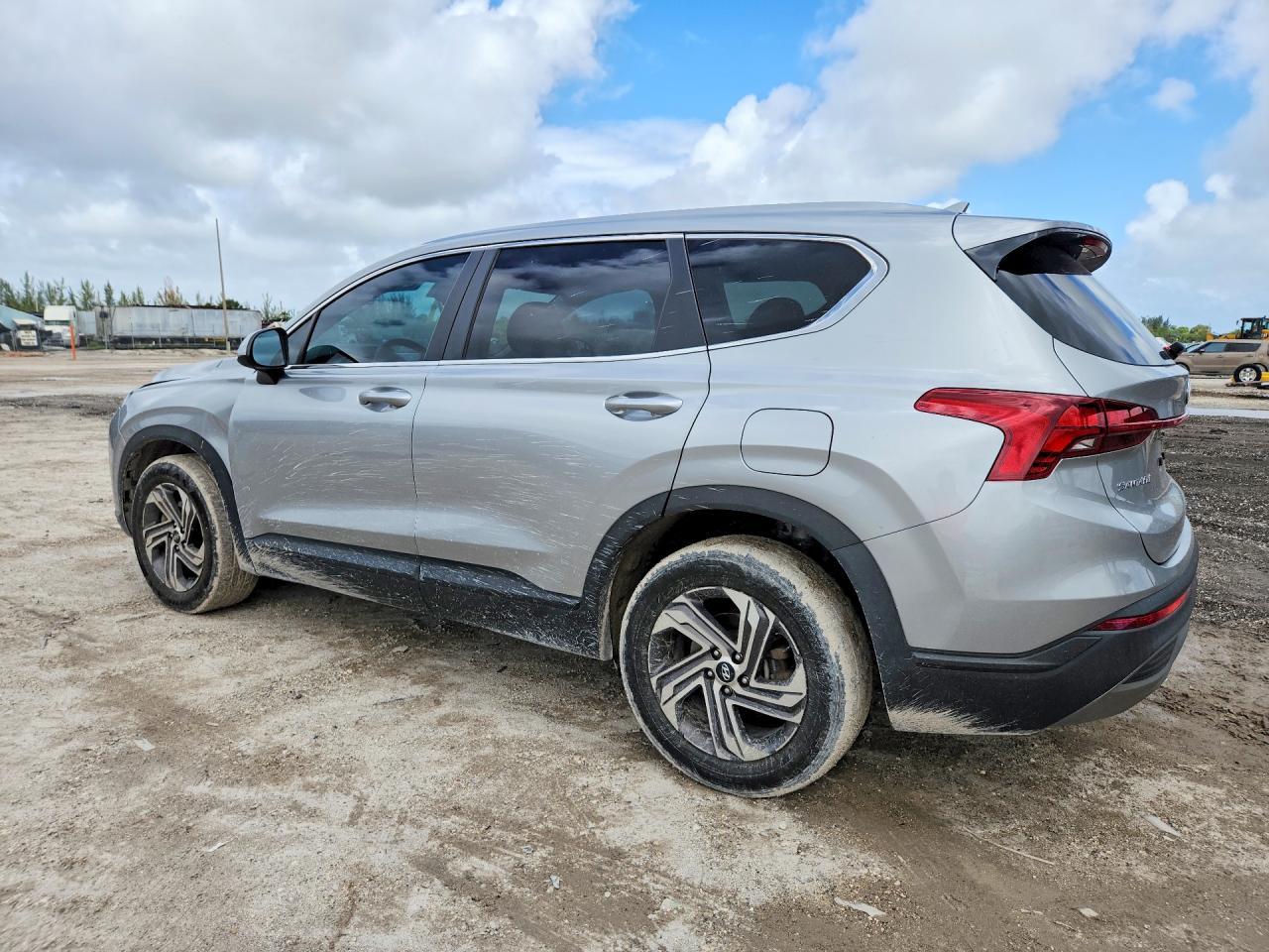 2023 Hyundai Santa Fe Se - zdjęcie 2