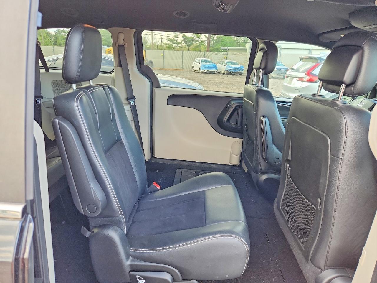 2017 Dodge Grand Caravan Sxt - zdjęcie 11