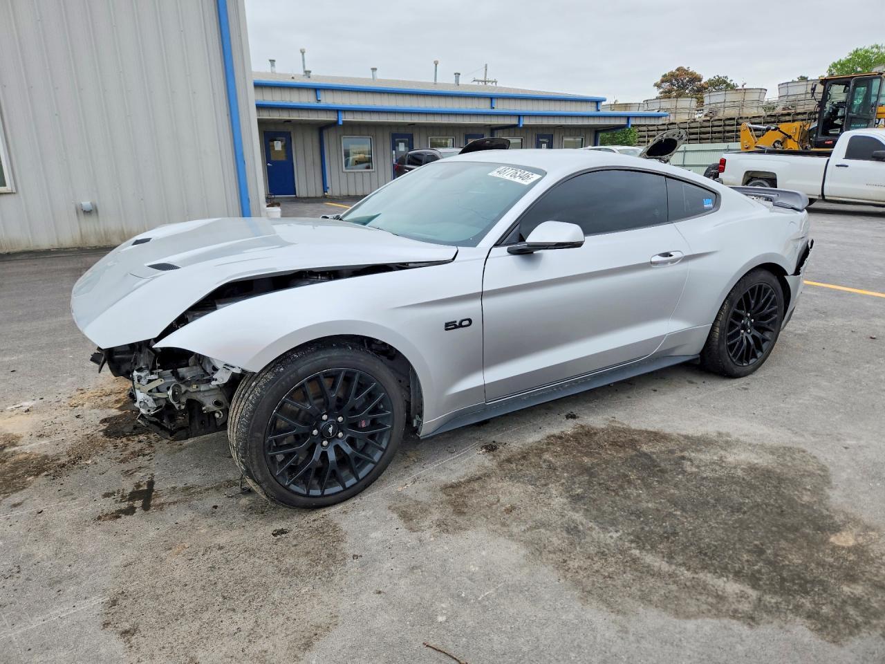 2019 Ford Mustang Gt - zdjęcie główne