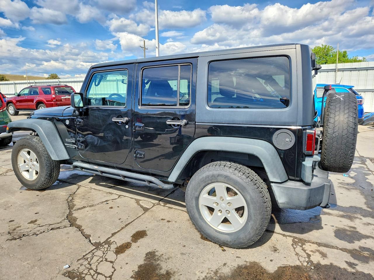 2017 Jeep Wrangler Unlimited Sport - zdjęcie 2