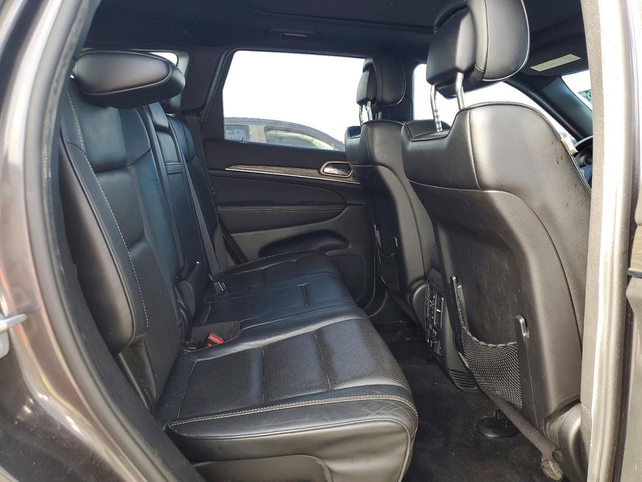 2014 Jeep Grand Cherokee Overland - zdjęcie 11