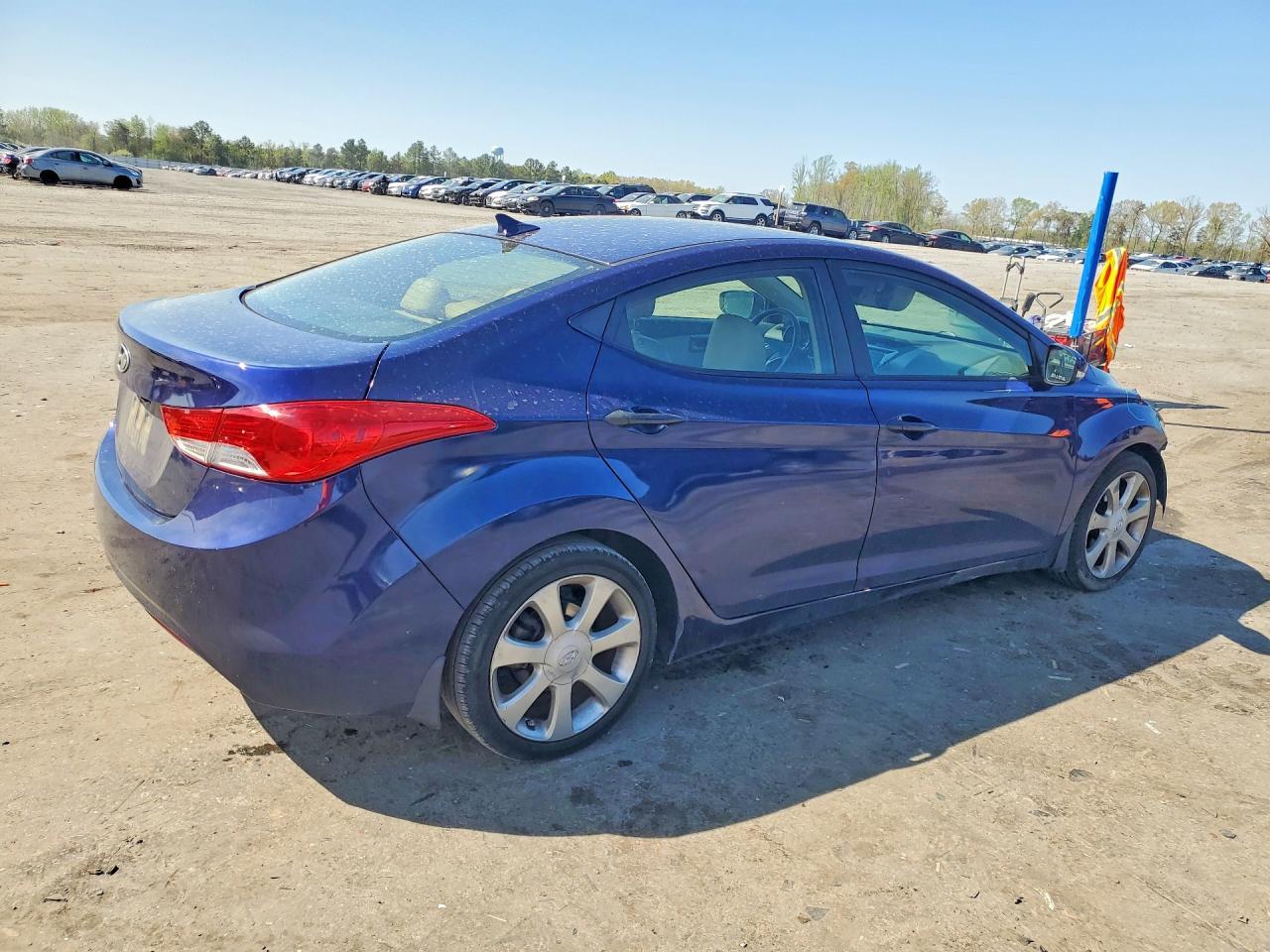 2013 Hyundai Elantra Limited - zdjęcie 3