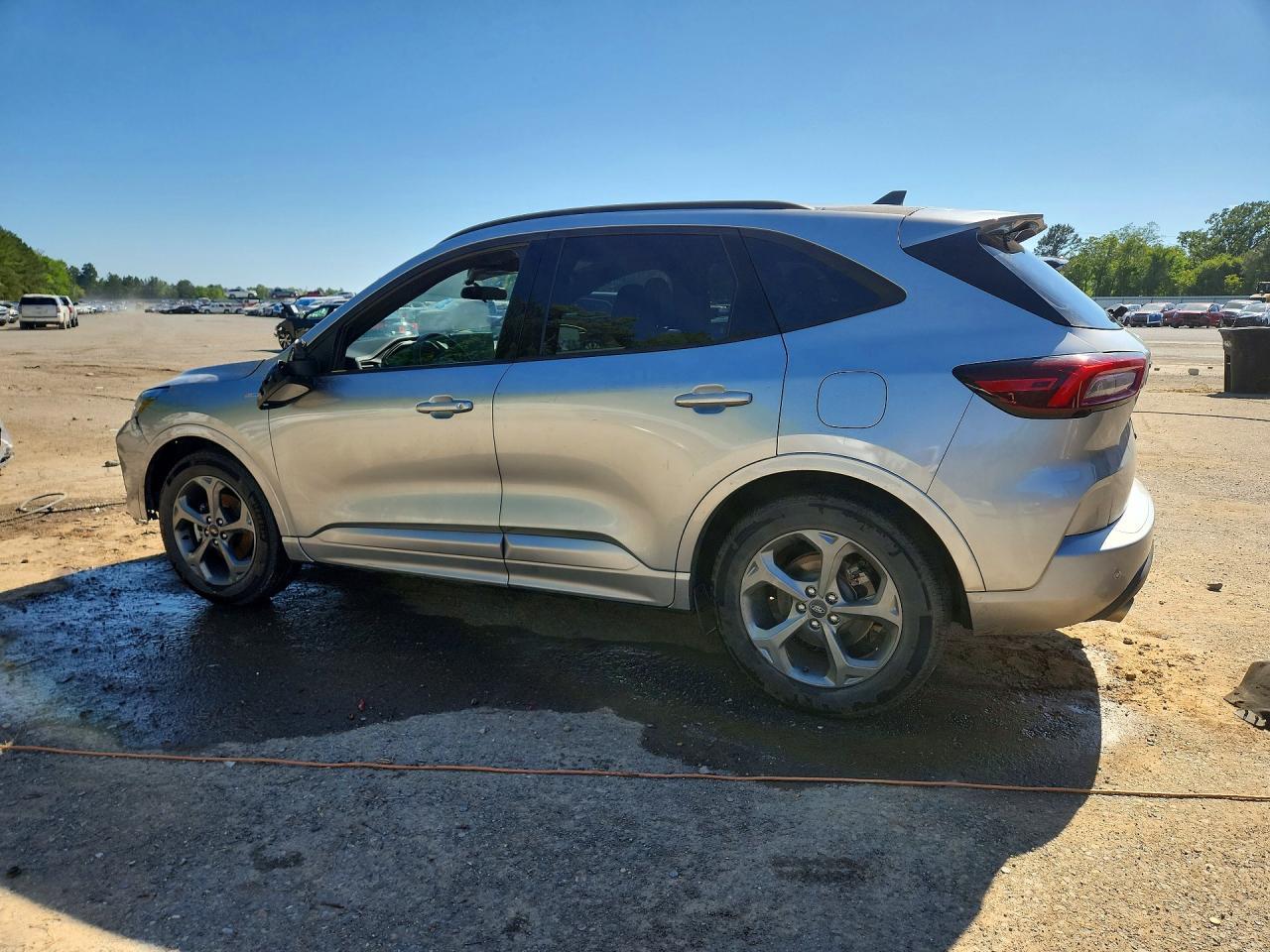 2023 Ford Escape St Line - zdjęcie 2