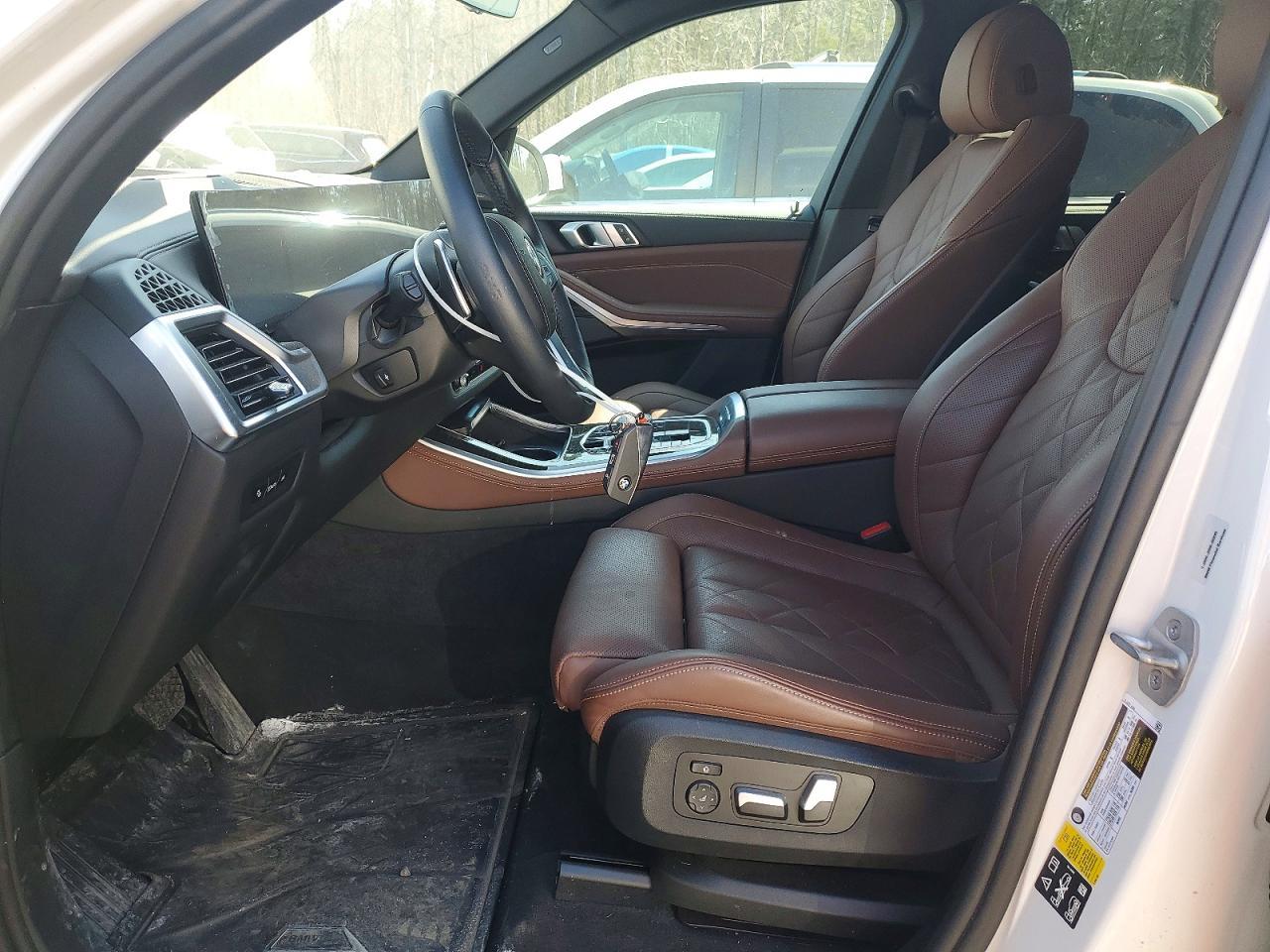 2024 BMW X5 xDrive40I - zdjęcie 7