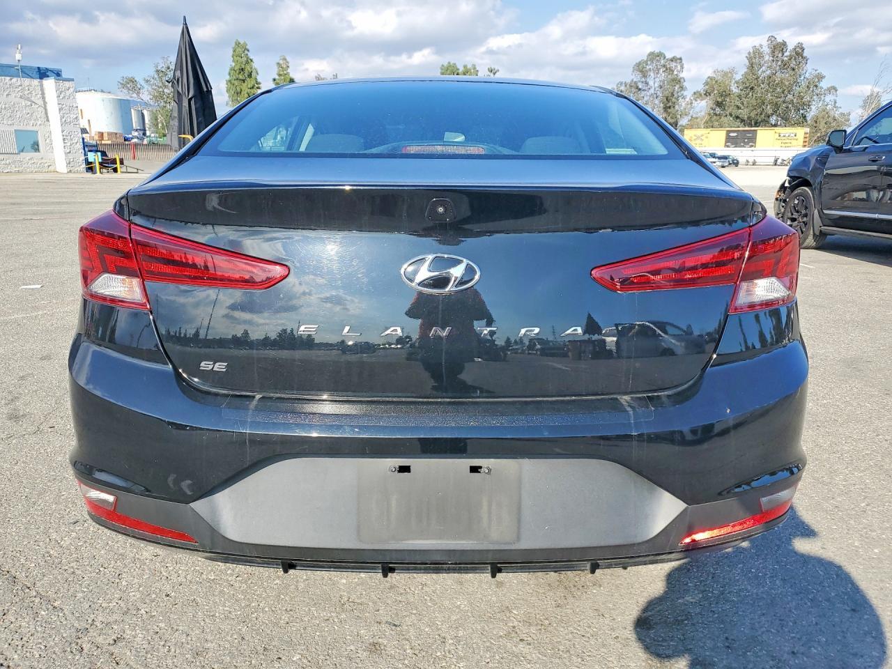 2020 Hyundai Elantra Se - zdjęcie 6