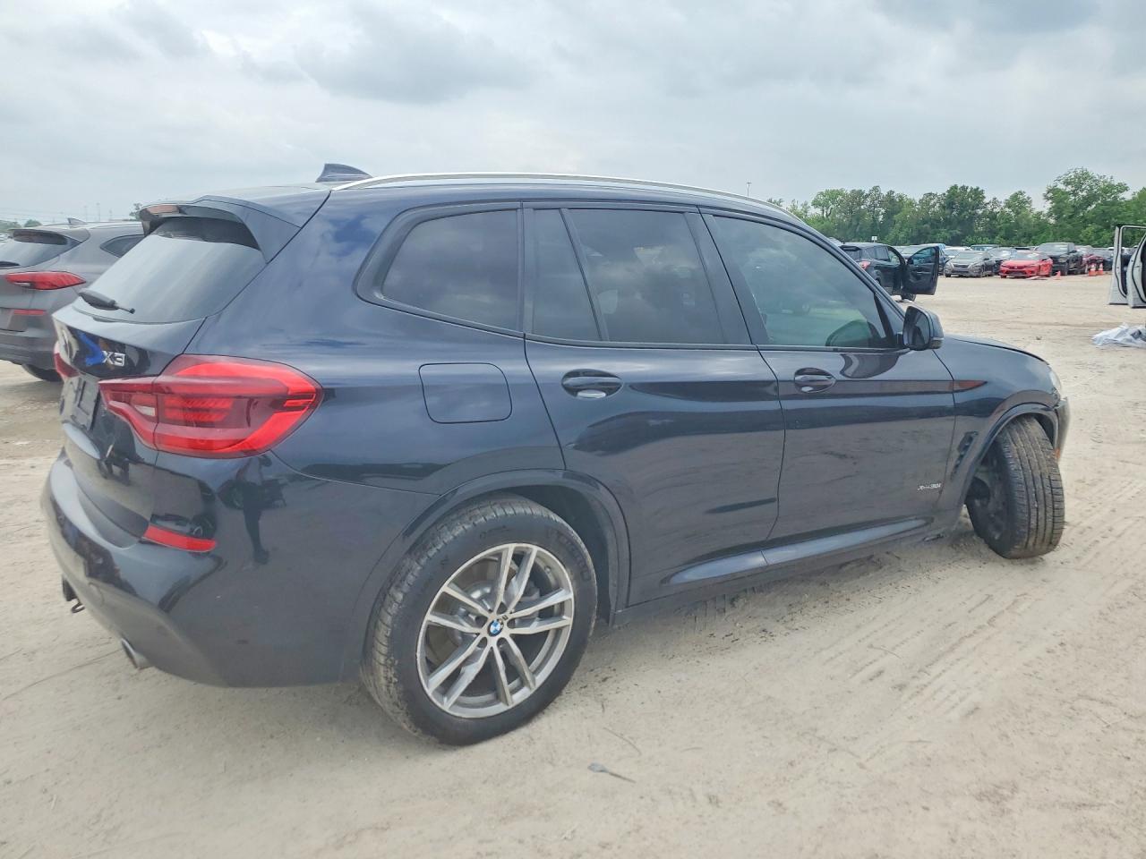 2018 BMW X3 xDrive30I - zdjęcie 3