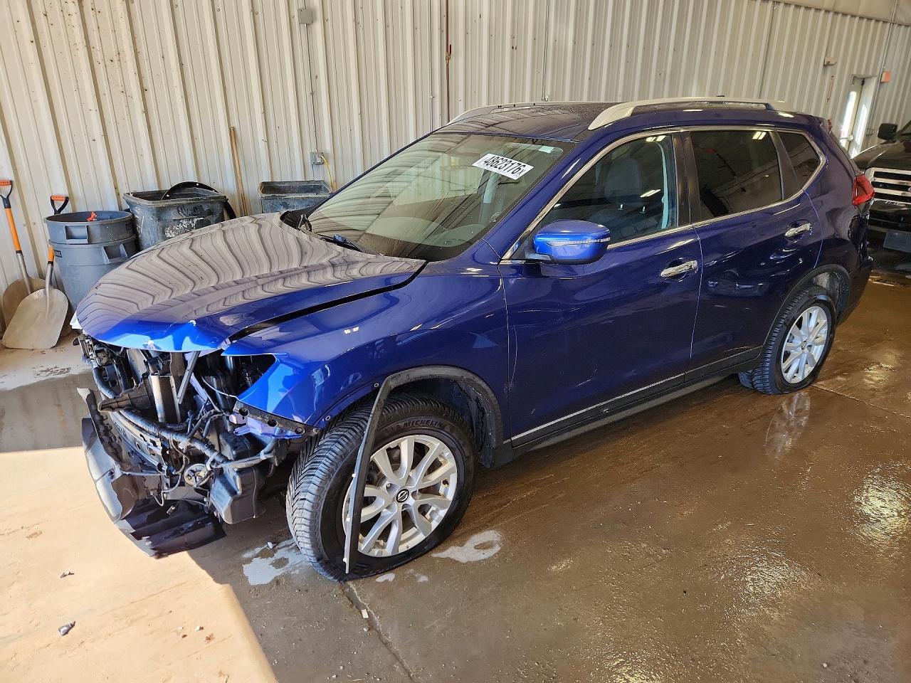 2018 Nissan Rogue Sv - zdjęcie główne