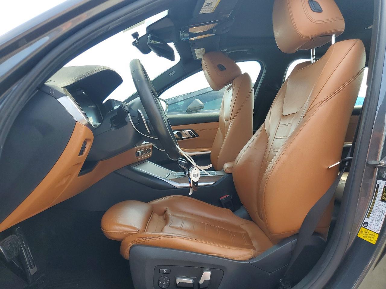 2020 BMW 330I - zdjęcie 7