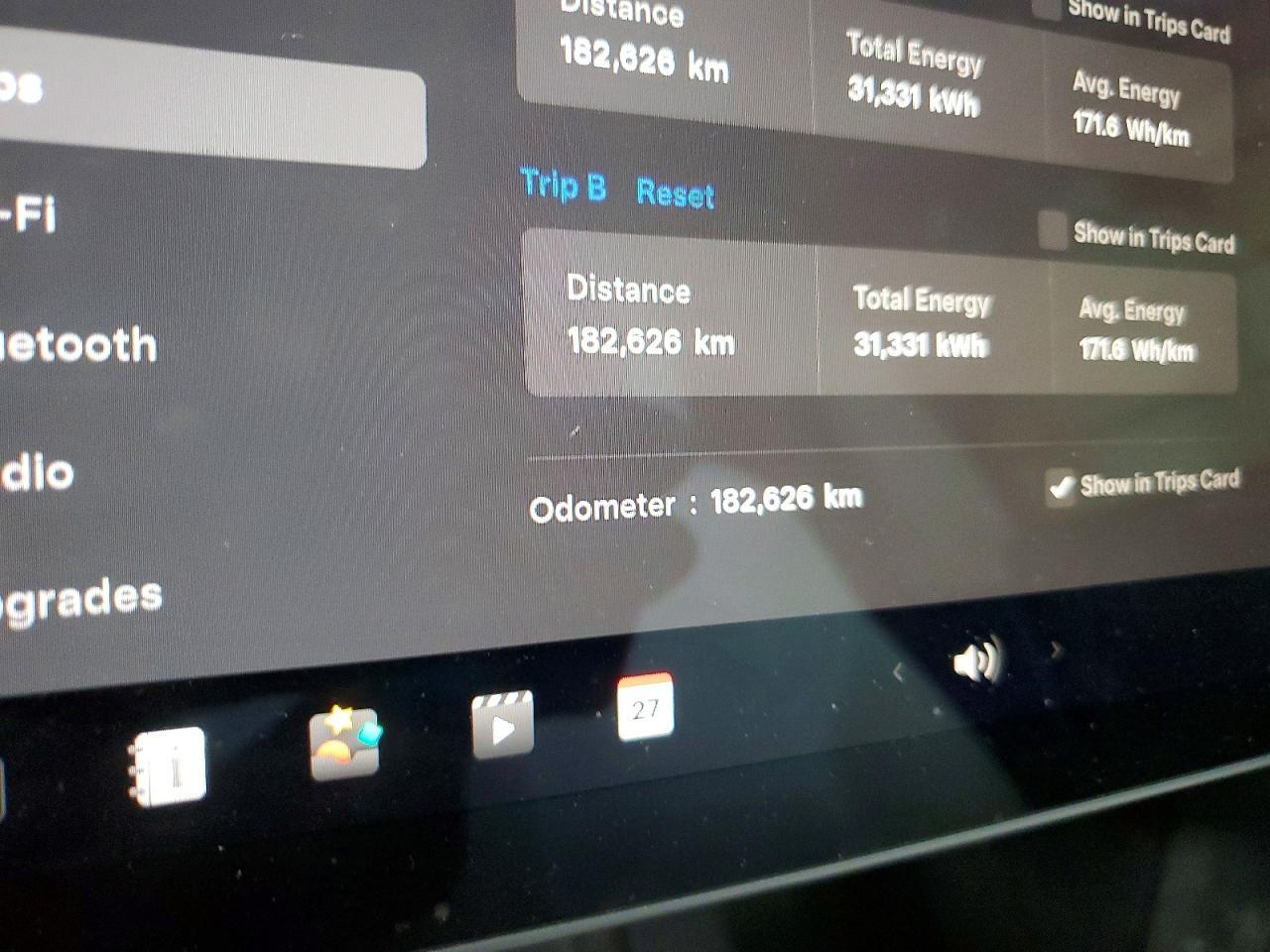2023 Tesla Model Y - zdjęcie 9