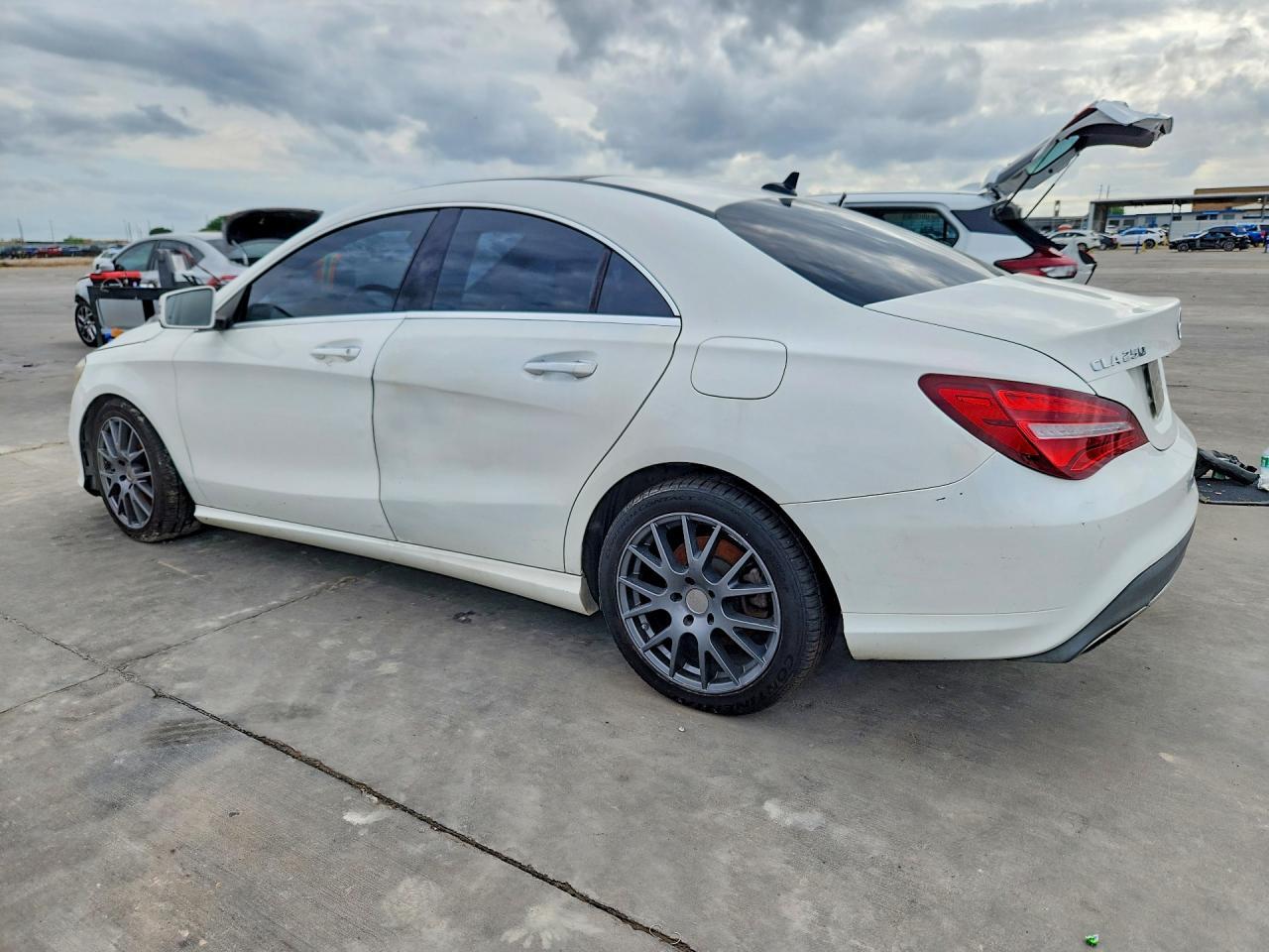 2018 Mercedes-Benz Cla 250 4Matic - zdjęcie 2