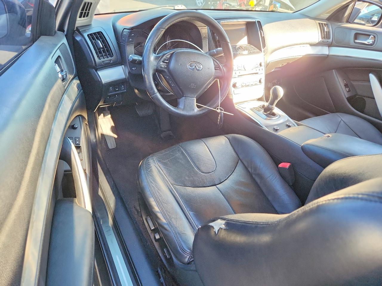 2014 Infiniti Q60 Coupe Journey - zdjęcie 8