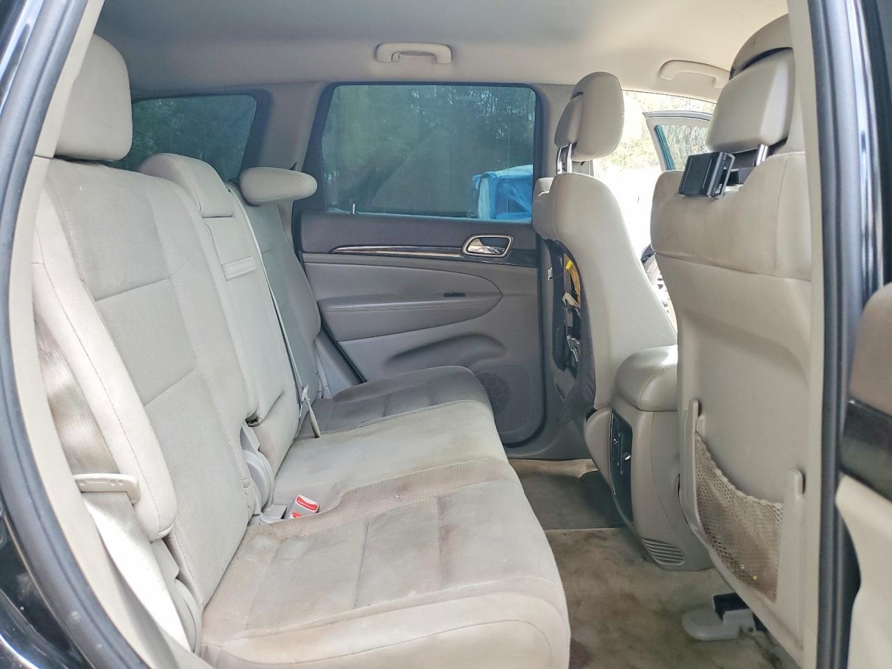 2013 Jeep Grand Cherokee Laredo - zdjęcie 11