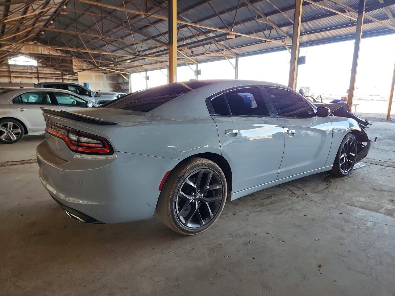 2021 Dodge Charger Sxt - zdjęcie 3
