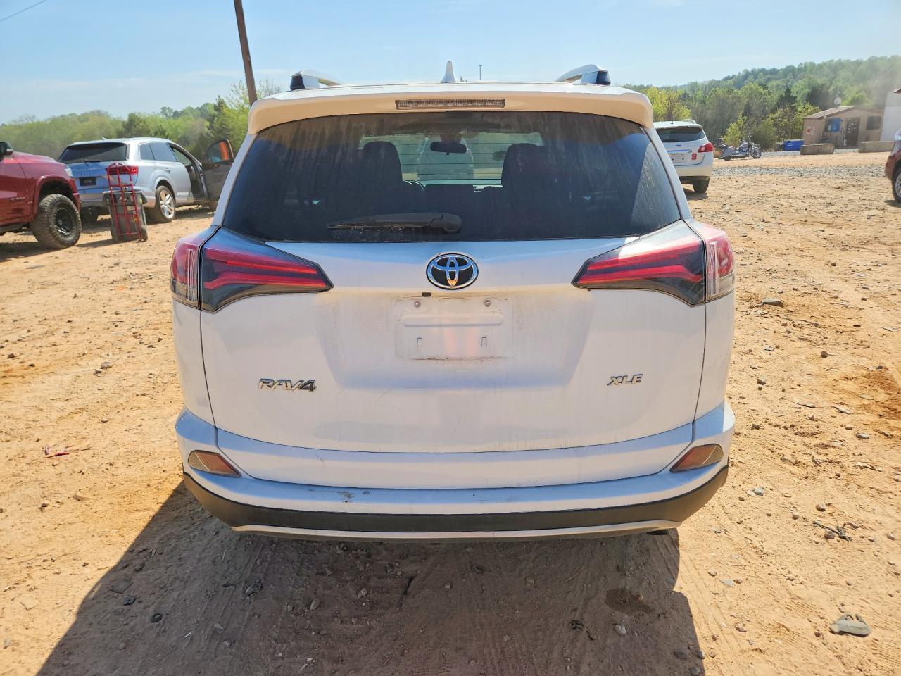 2018 Toyota Rav4 Xle - zdjęcie 6