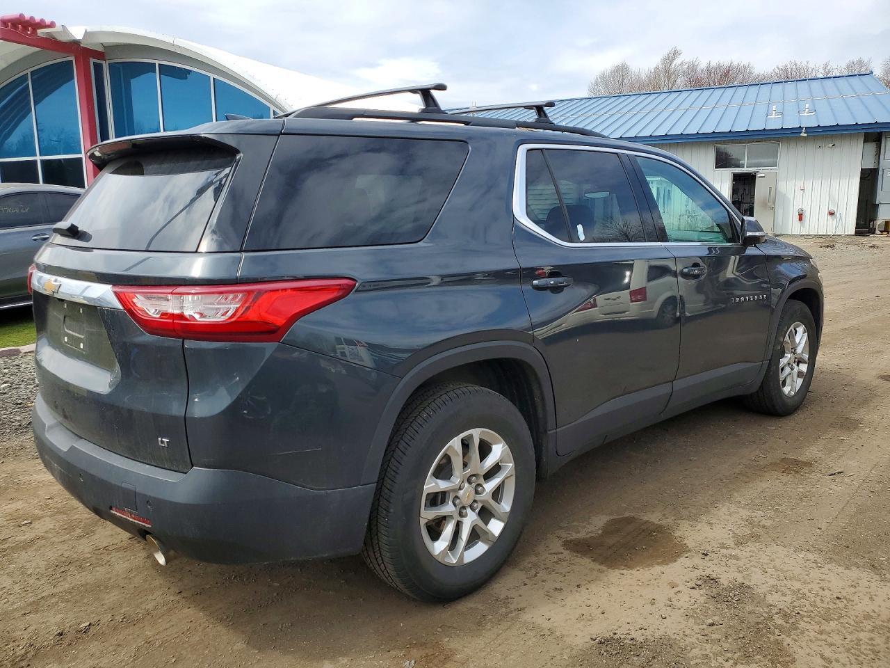 2020 Chevrolet Traverse Lt - zdjęcie 3