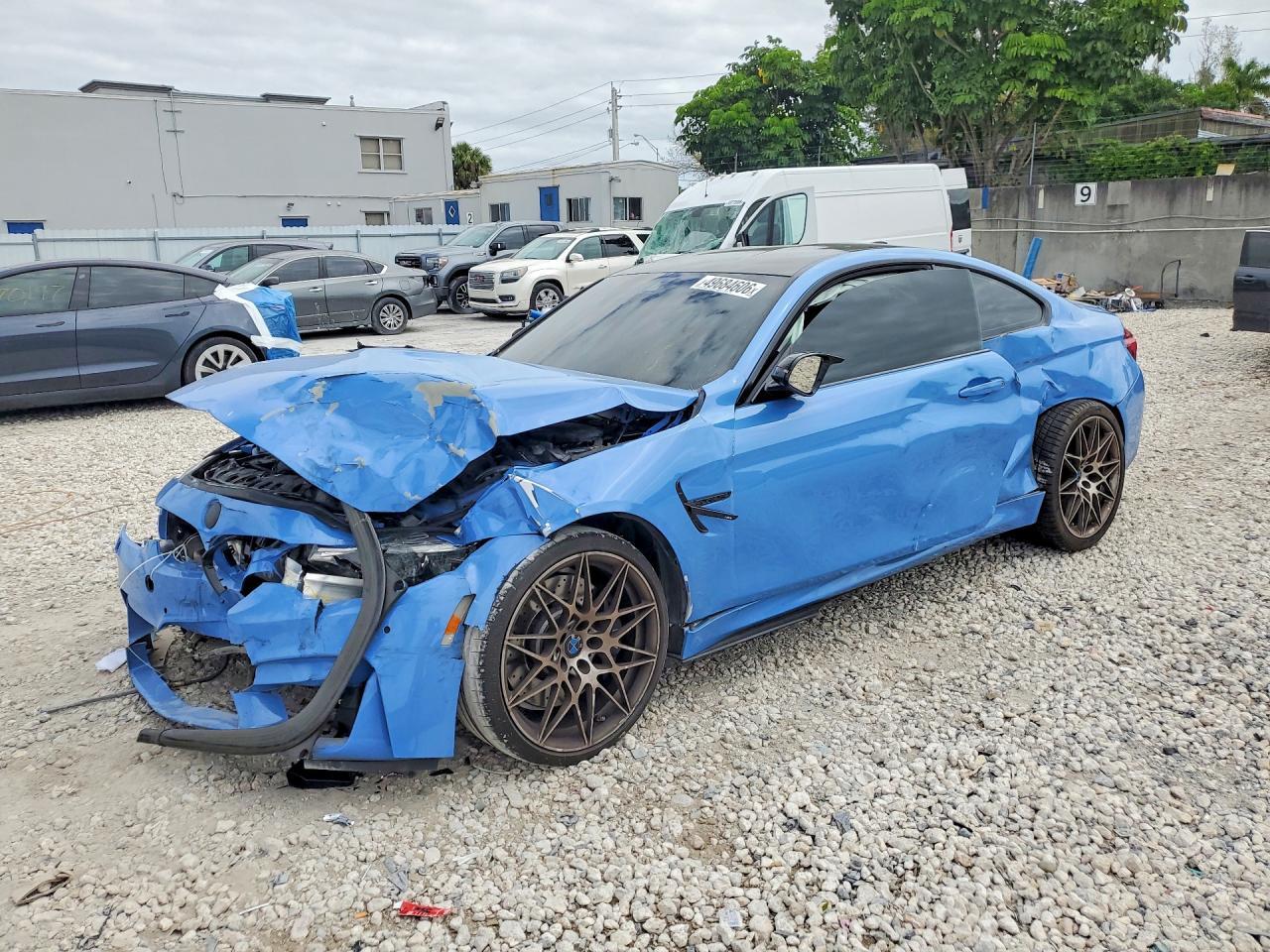 2016 BMW M4 - zdjęcie główne