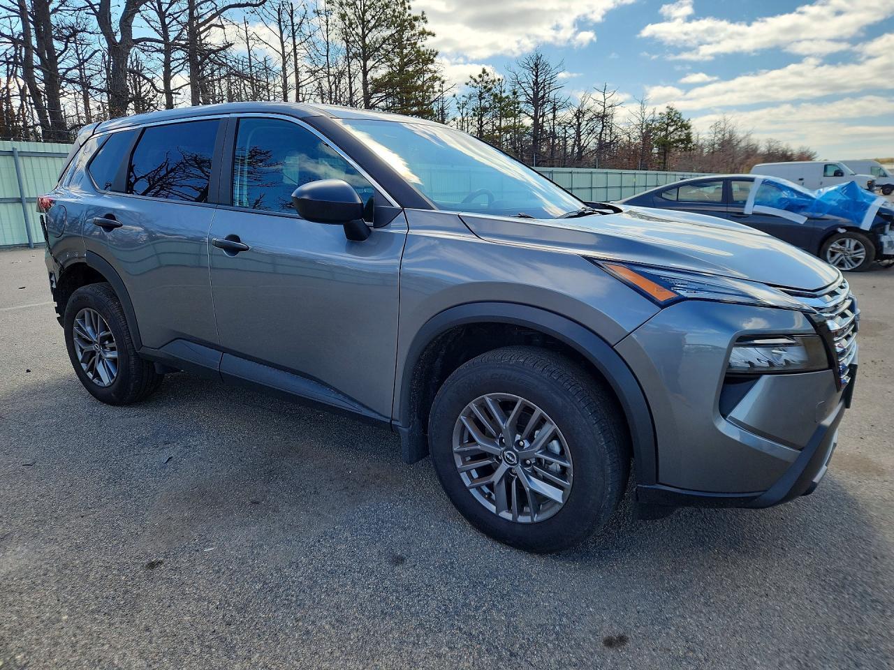 2025 Nissan Rogue S - zdjęcie 4