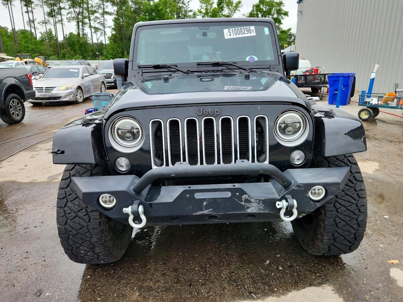 2016 Jeep Wrangler Unlimited Sahara - zdjęcie 5