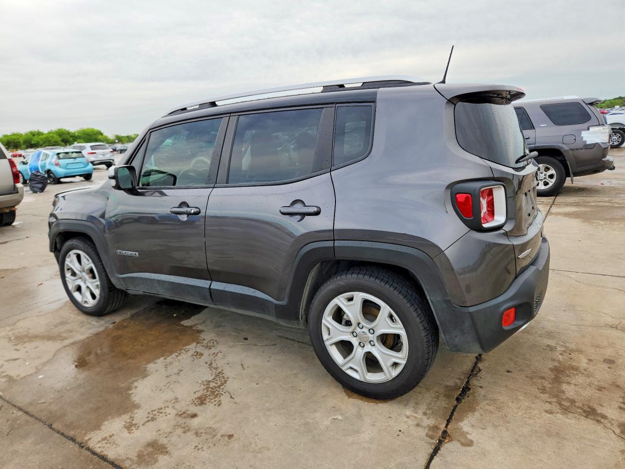 2018 Jeep Renegade Limited - zdjęcie 2