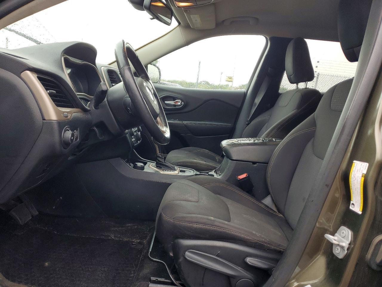 2015 Jeep Cherokee Latitude - zdjęcie 7