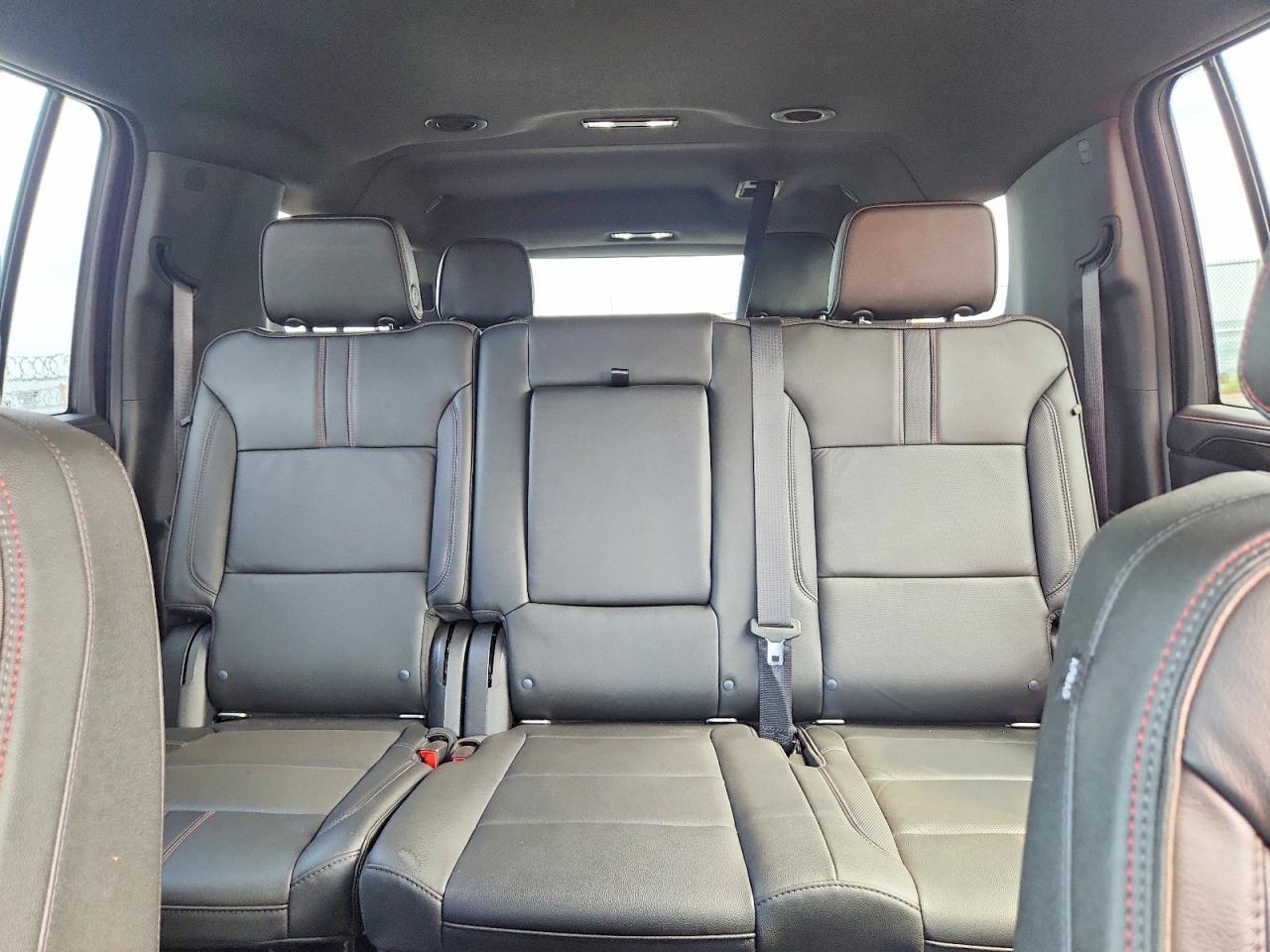 2021 Chevrolet Suburban - zdjęcie 10
