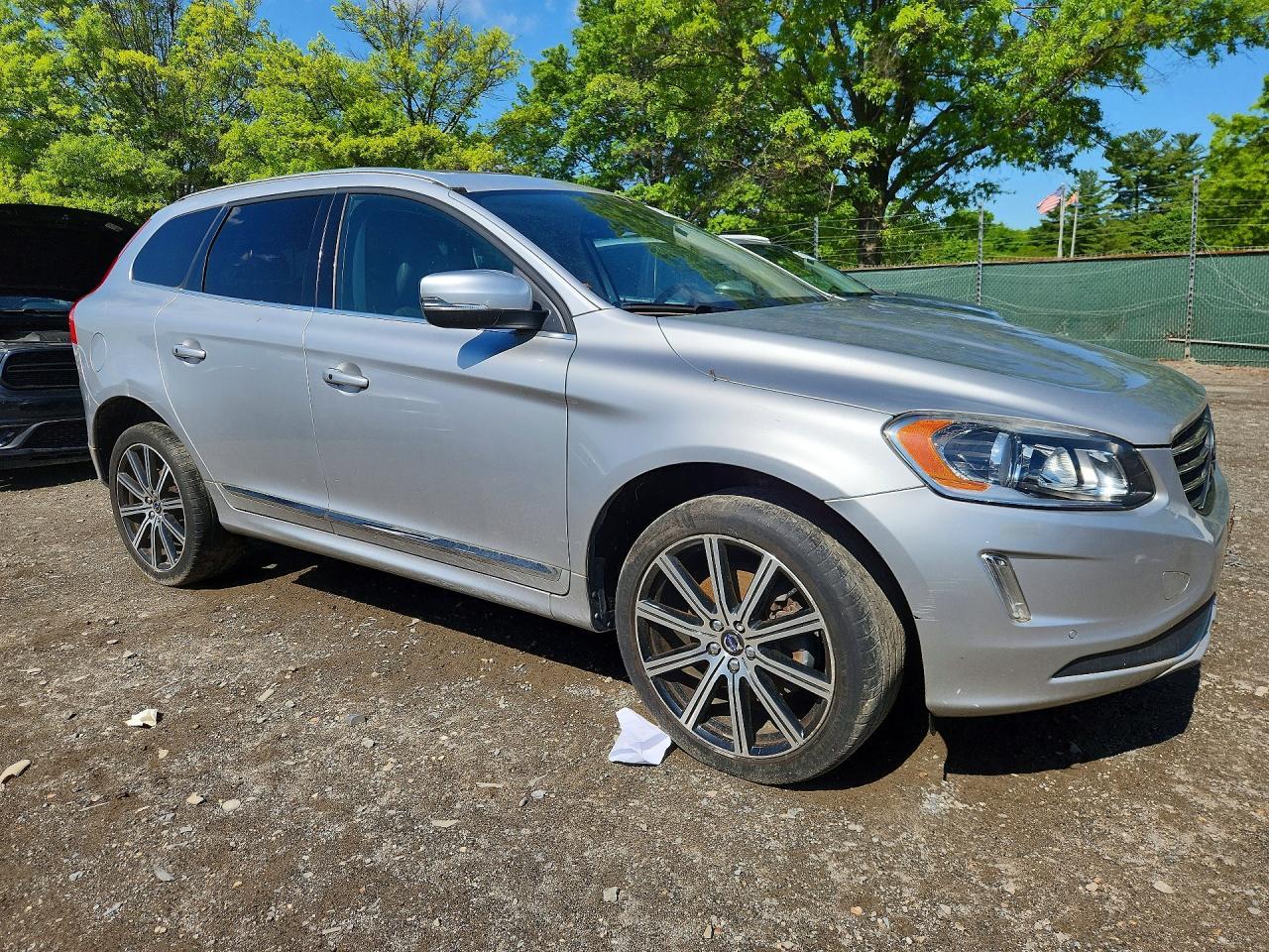 2016 Volvo Xc60 T5 Premier - zdjęcie 4