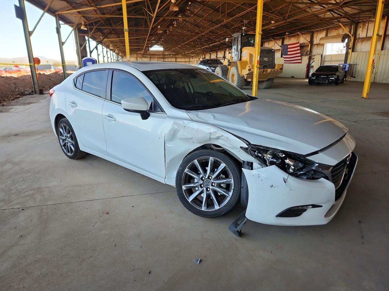 2018 Mazda 3 Touring - zdjęcie 4