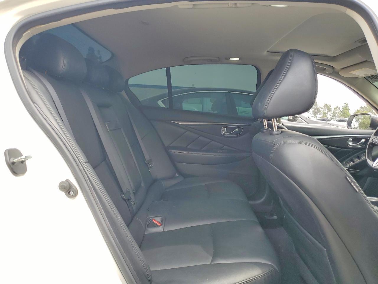 2018 Infiniti Q50 3.0T Luxe - zdjęcie 10