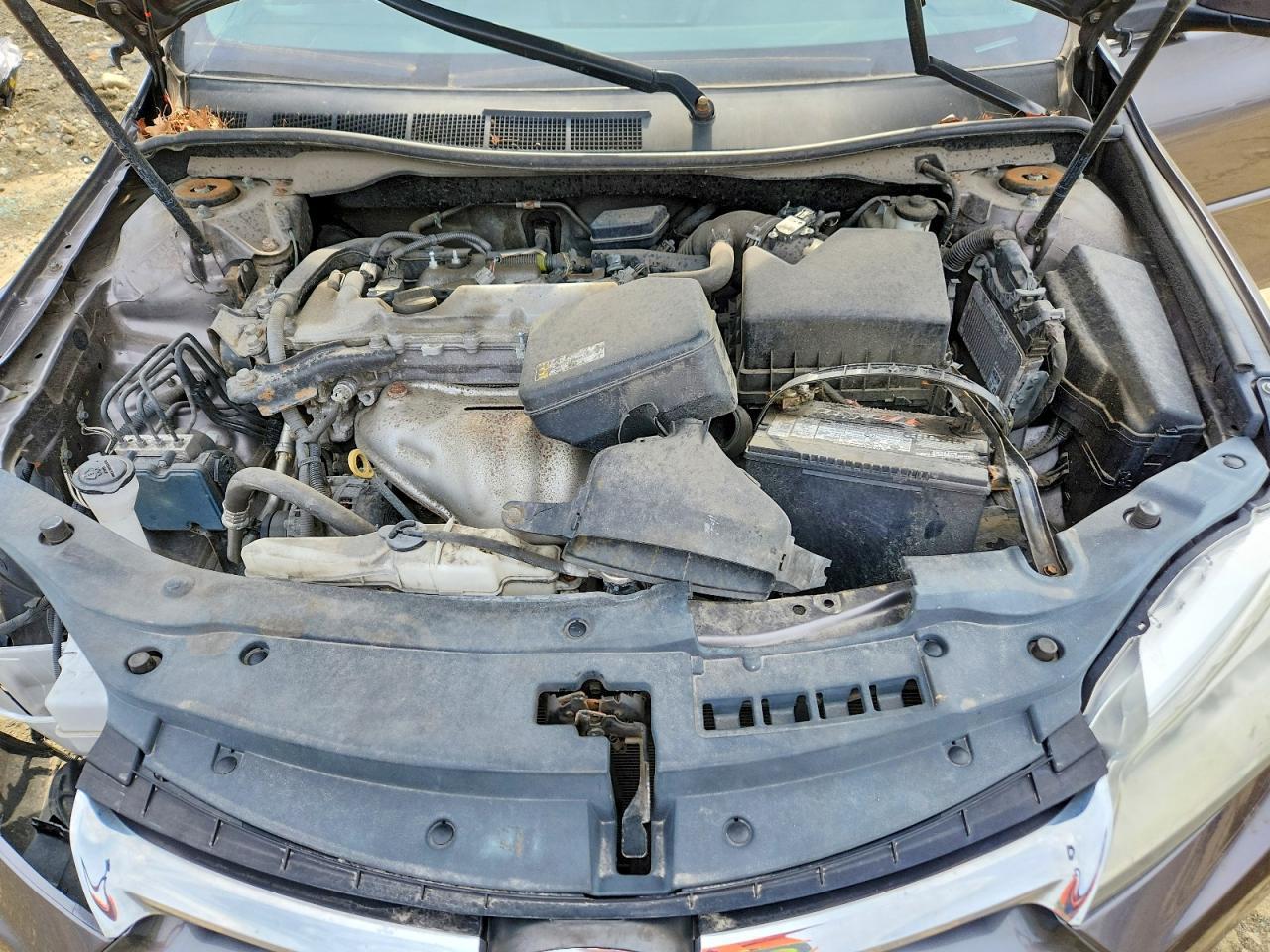 2016 Toyota Camry Le - zdjęcie 11