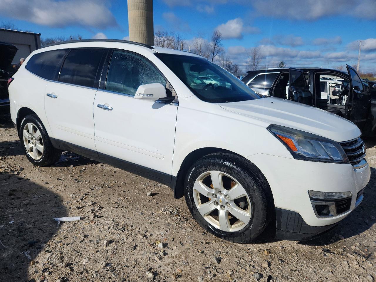 2016 Chevrolet Traverse Lt - zdjęcie 4