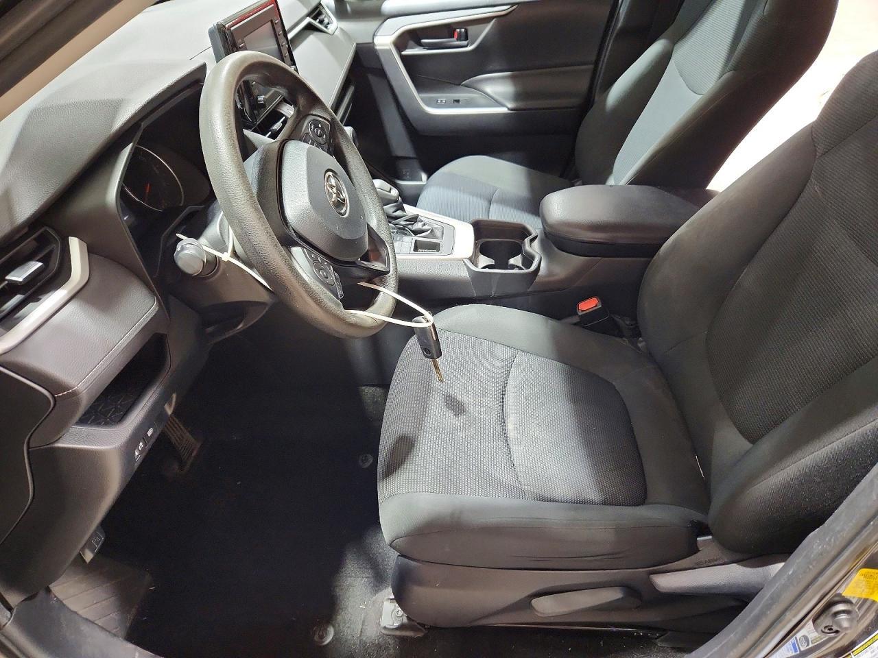2019 Toyota Rav4 Le - zdjęcie 7