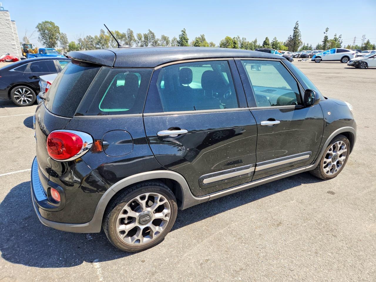 2014 Fiat 500L Trekking - zdjęcie 3