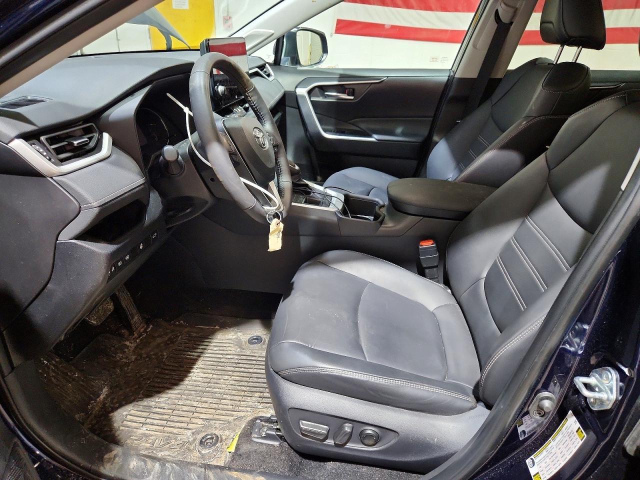 2024 Toyota Rav4 Xle Premium - zdjęcie 7