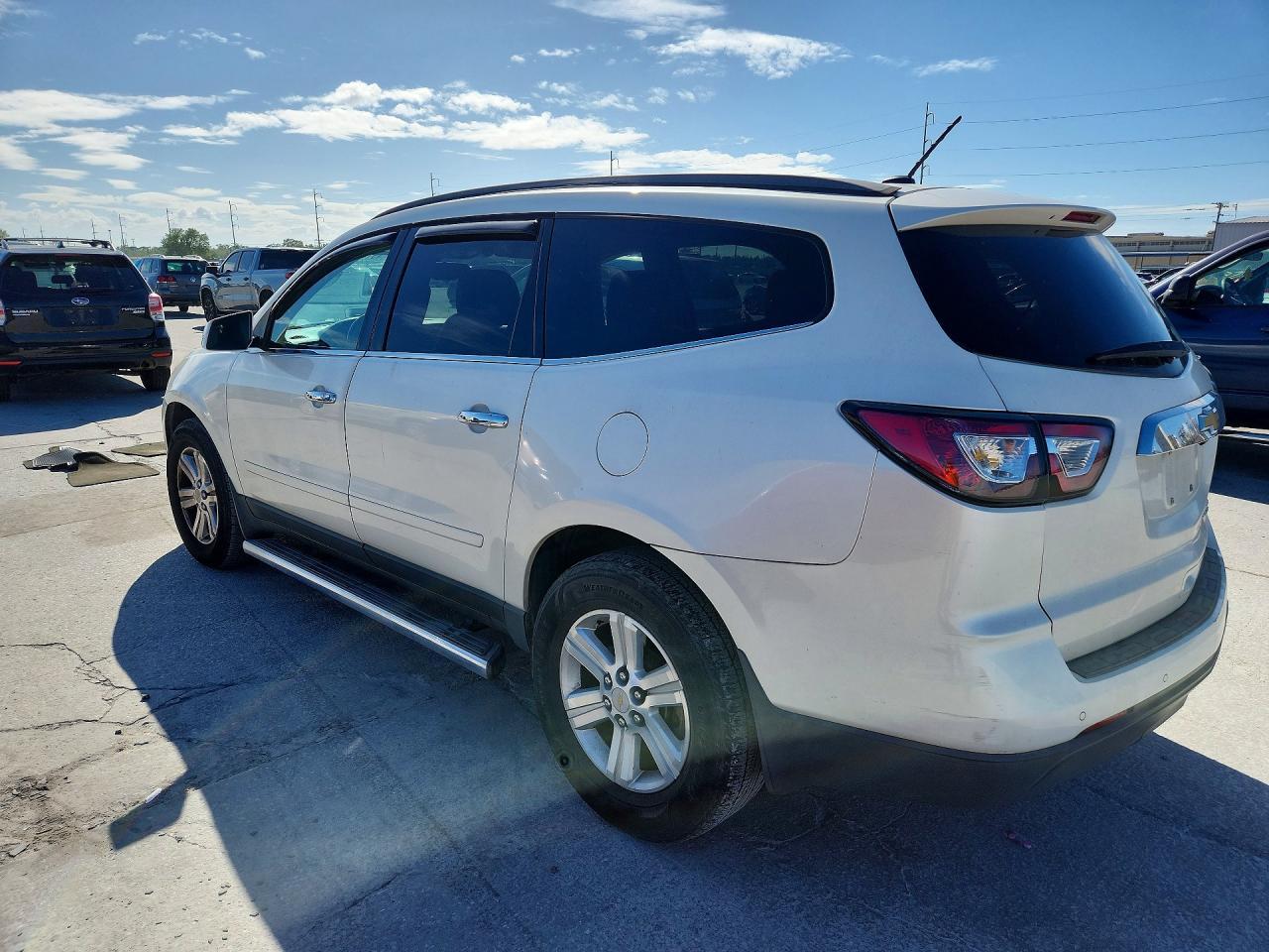 2014 Chevrolet Traverse Lt - zdjęcie 2