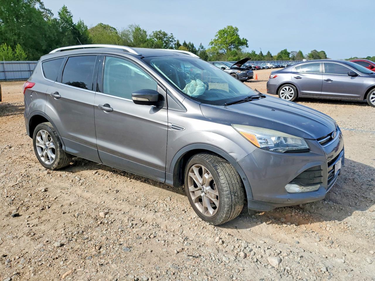 2014 Ford Escape Titanium - zdjęcie 4